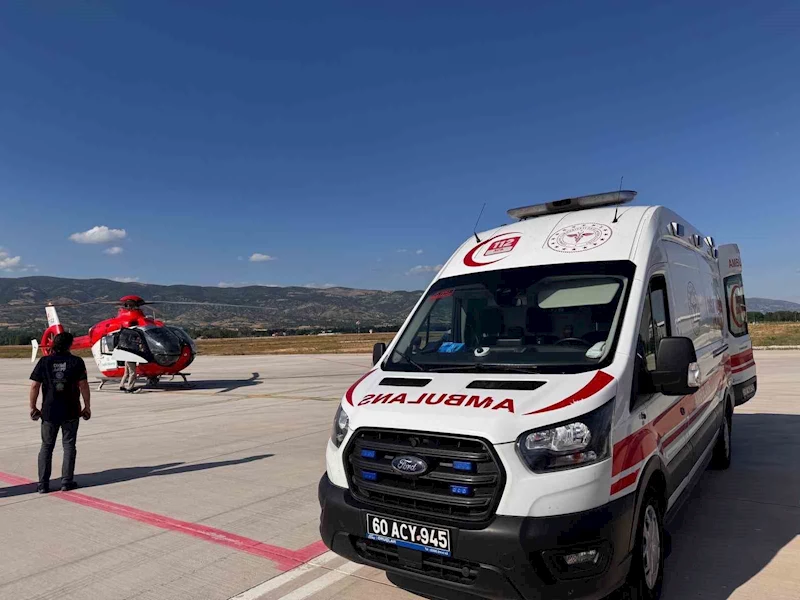 Tokat’ta parmakları kopan çocuk, helikopterle Ankara’ya sevk edildi

