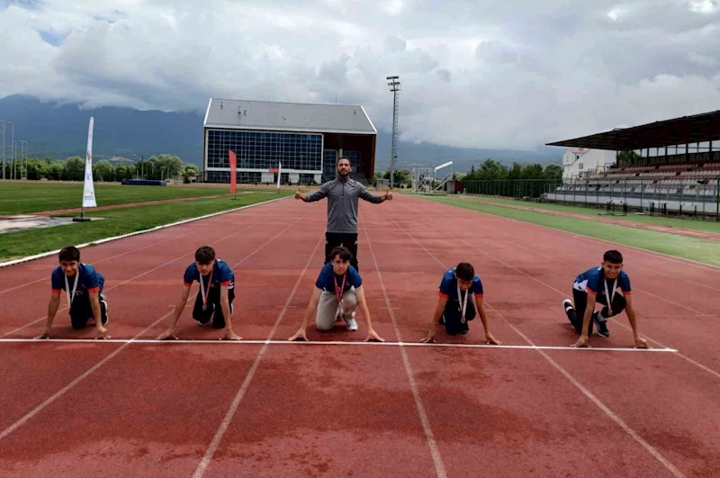 Atletizmde 8 madalya
