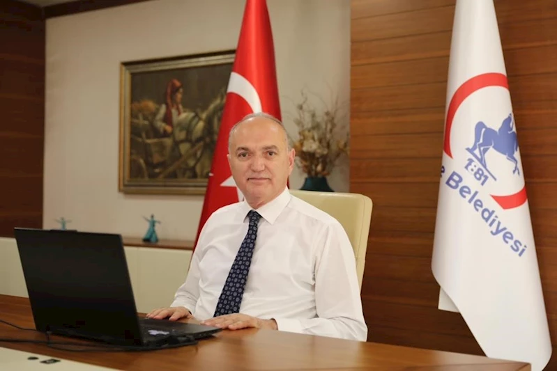 Belediye Başkanı Özlü 