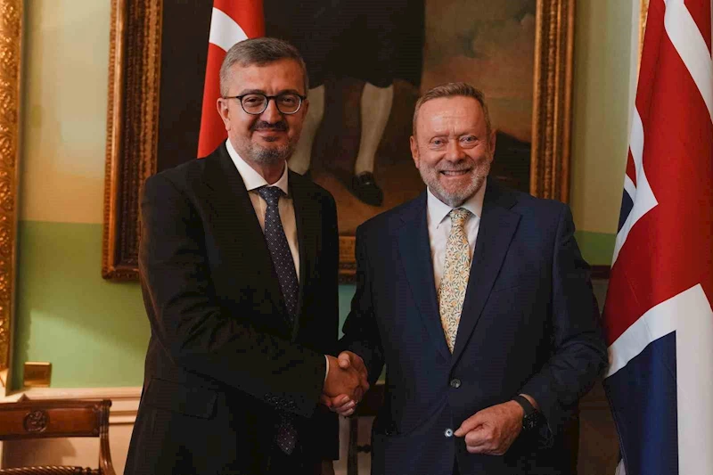 Dışişleri Bakan Yardımcısı Duran, Afrika konulu Diyalog Toplantısı için Londra’ya gitti
