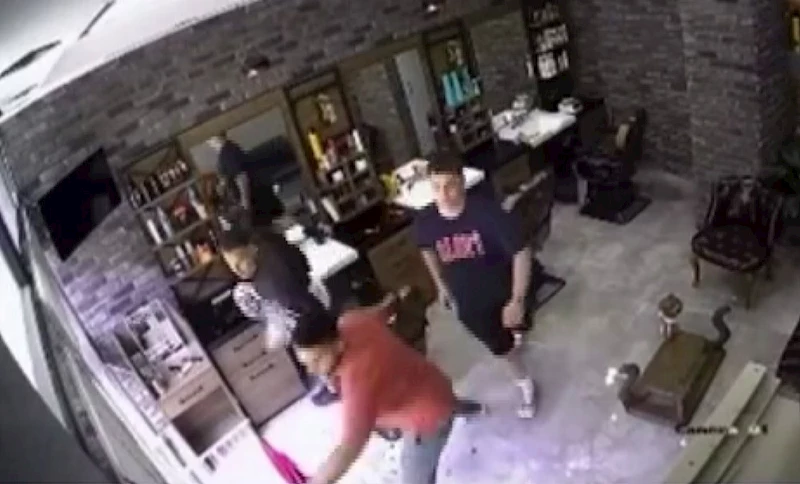 4.2’lik sarsıntı tıraşı yarım bıraktırdı
