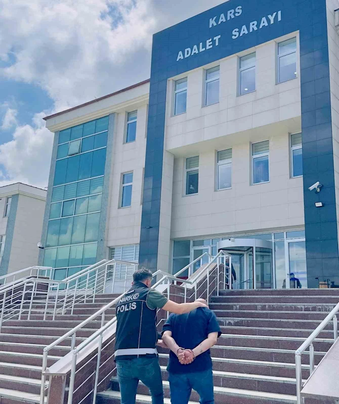 Kars’ta uyuşturucu taciri 1 kişi yakalandı
