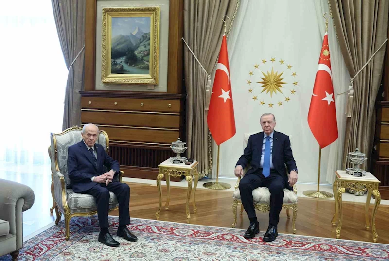 Cumhurbaşkanı Erdoğan, MHP Genel Başkanı Bahçeli ile görüştü
