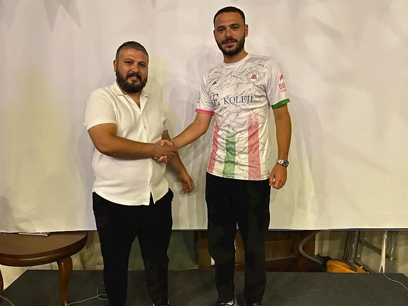 Isparta 32 Spor, 3 futbolcuyu kadrosuna kattı
