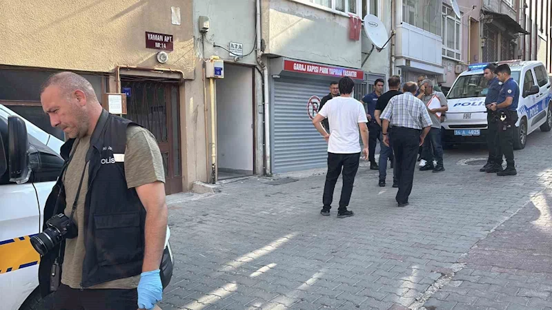 37 yaşındaki şahıs evinde ölü bulundu
