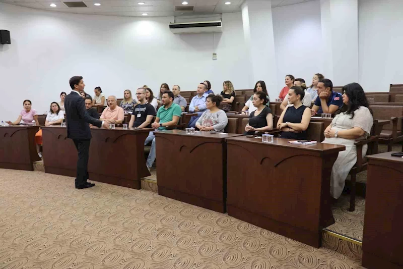 Nazilli Belediyesi personeline kişisel gelişim ve kurum içi iletişim eğitimi
