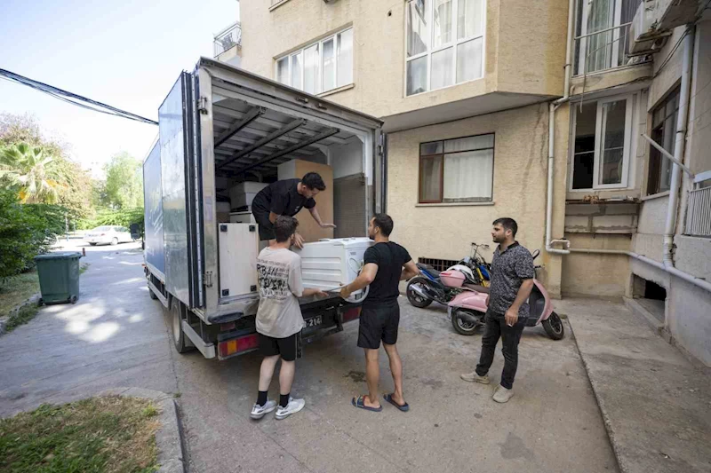 Mersin’de üniversitelilere ücretsiz nakliye desteği
