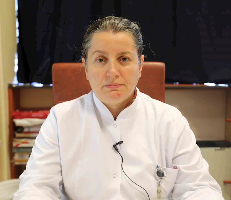 Doç. Dr. Kader Uğur: 