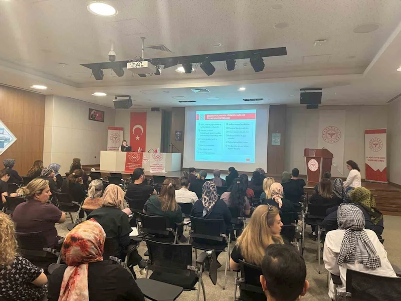 Elazığ’da ’Aile Yılı’ eğitimleri sürüyor
