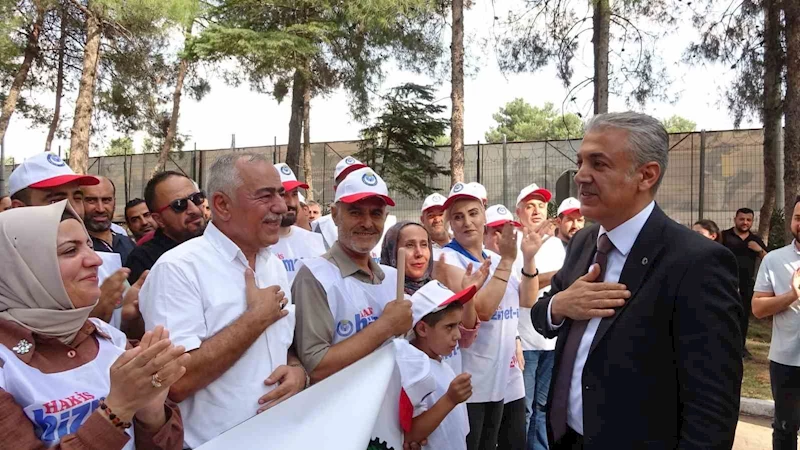 Mardin Büyükşehir Belediyesi’nden işçi maaşlarına 8 bin lira zam müjdesi
