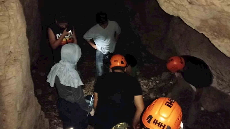 Kanyonda yaptıkları piknik pahalıya patladı
