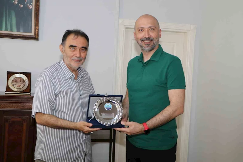 Başkan Arıkan, Müftü Doğru ile görüştü
