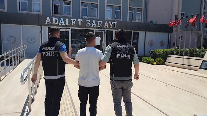 Bandırma’da uyuşturucu suçundan aranan şahıs yakalandı
