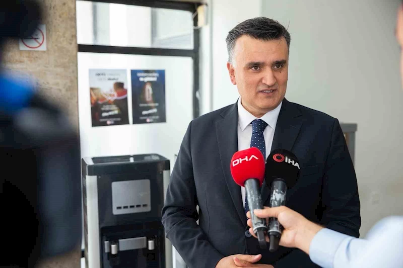 ODTÜ’nün doğal kaynağı Eymir Gölü, plastik atıkla mücadelenin simgesi oluyor
