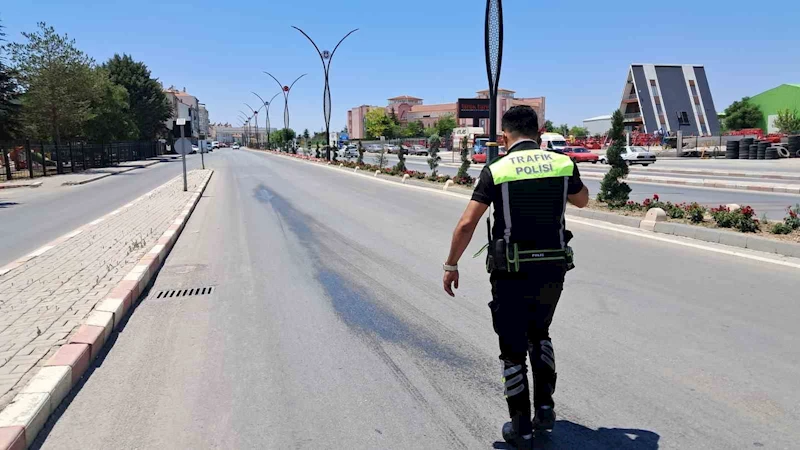 Karaman’da yola dökülen yağ kazaya neden oldu: 1 yaralı
