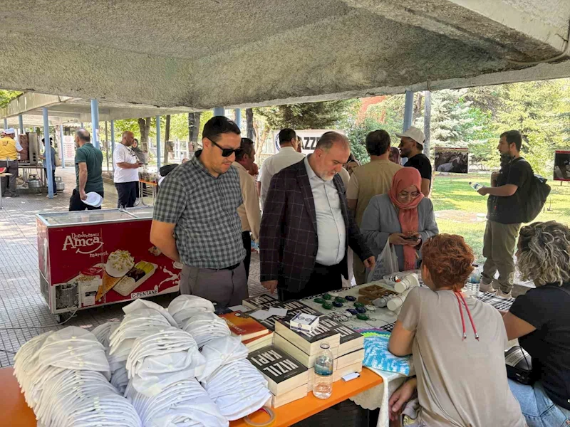 Eğitim Bir Sen Ankara 1 No’lu Şubesi’nden Gazze’ye yardım panayırı
