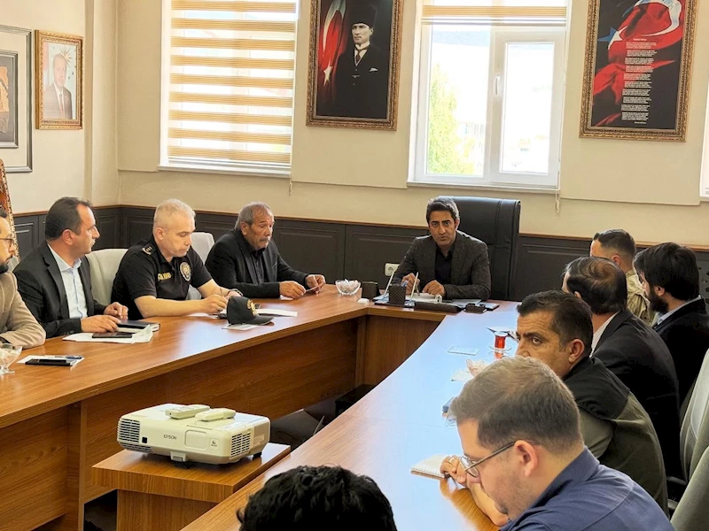 Sarıkamış’ta 15 Temmuz Etkinlikleri Komite Toplantısı gerçekleştirildi

