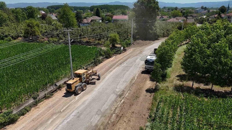 Yol genişletme çalışmaları devam ediyor
