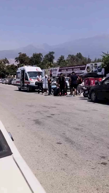 Hatay’da motosikletli kurye kaza yaptı: 1 yaralı
