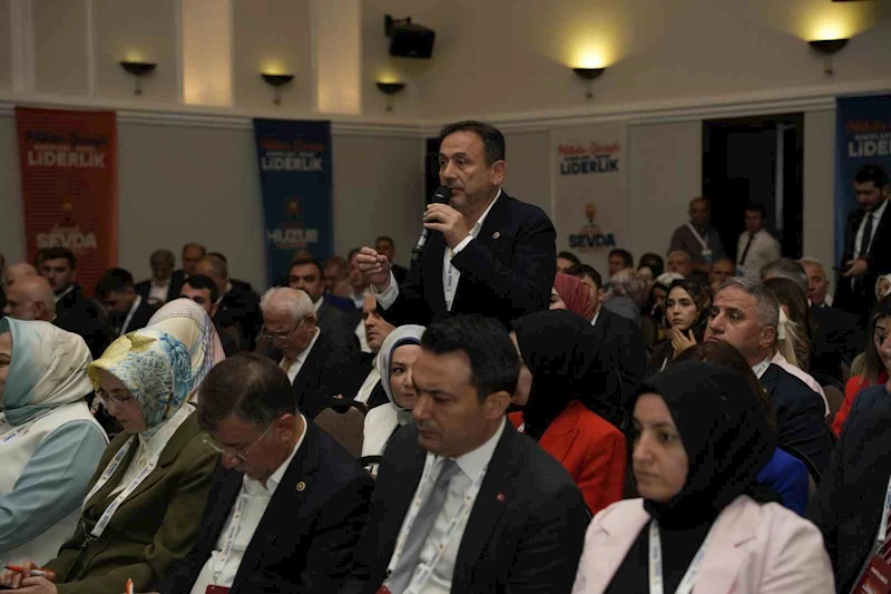 AK Parti 32. İstişare ve Değerlendirme Toplantısı’nda ’Ortak Akıl Oturumları’ ile sorunlar masaya yatırılıyor
