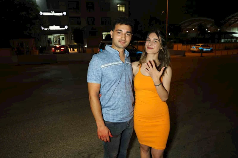 Adanalı gencin evlilik teklifi, şehri karıştırdı: En mutlu günleri karakolda bitti
