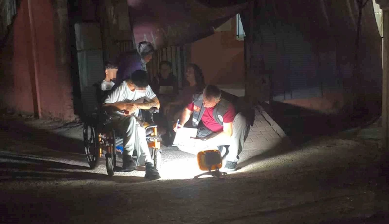 Çıkan tartışmada kendi silahından çıkan kurşunla yaralandı
