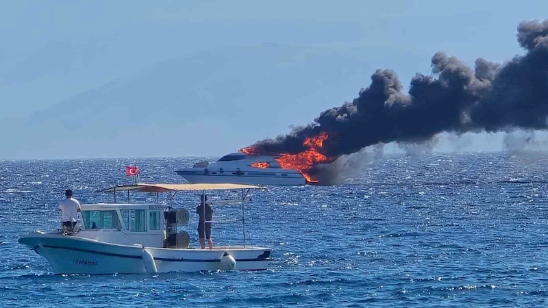 Çeşme Dalyan Marina’da yat yangını
