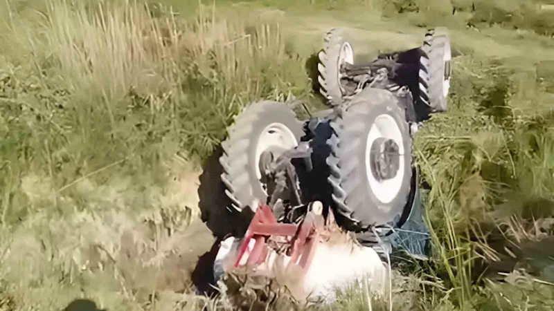 Söke’de traktör sulama kanalına düştü
