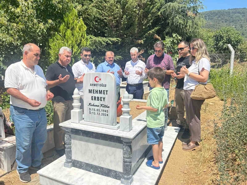 Şehit Ahmet Erbey ve Babası Mehmet Erbey dualarla anıldı
