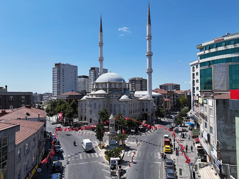 Cumhurbaşkanı Erdoğan’ın bayrak çağrısı Bağcılar’da karşılık buldu
