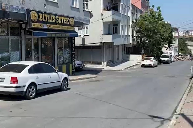Küçükçekmece’de derneğe silahlı saldırı
