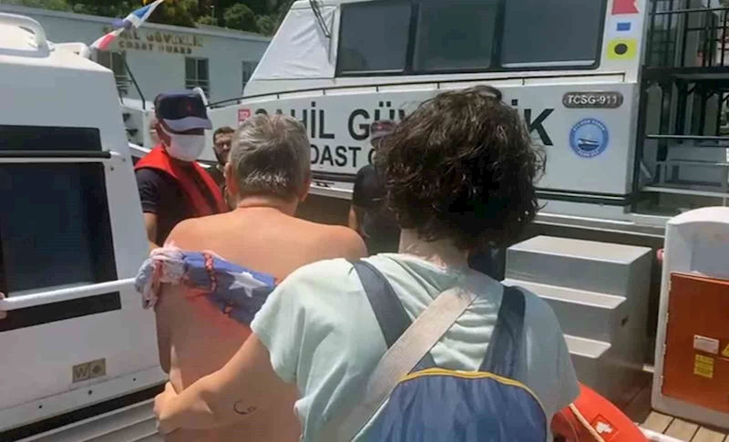 Gezi teknesinde yaralanan vatandaşın tıbbi tahliyesi gerçekleştirildi
