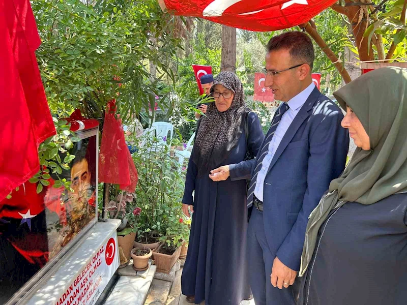 Şehit özel harekat polisi, 5. yılında dualarla anıldı
