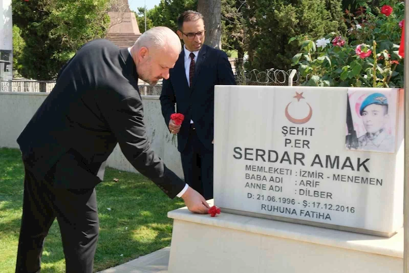 15 Temmuz şehitleri Menemen’de törenle anıldı
