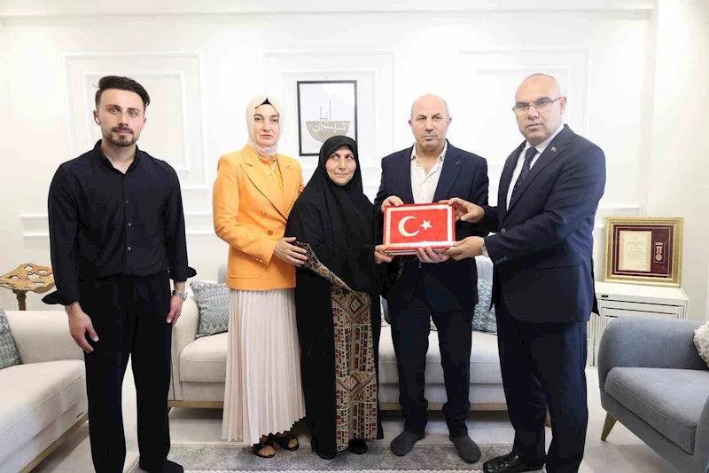 Ağrı Valisi Koç’tan 15 Temmuz gazisine anlamlı ziyaret
