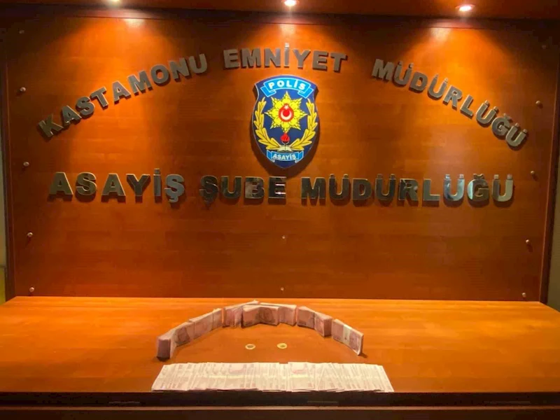 Karabük’te dolandırdı, Kastamonu’da paraları yurtdışına göndermeye çalışırken yakalandı
