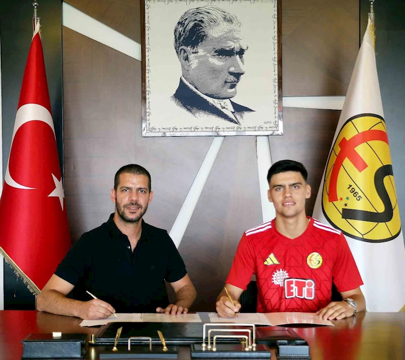 Eskişehirspor kalecisi ile tekrardan anlaşma sağladı

