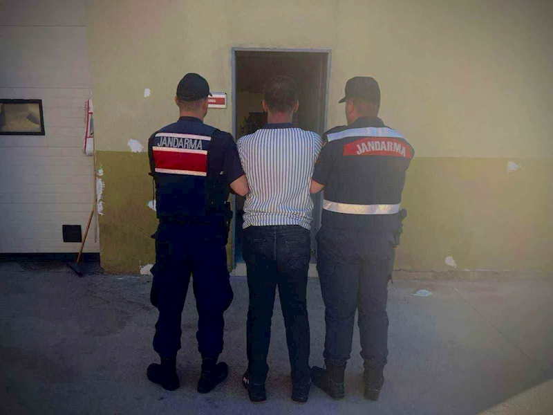 Kesinleşmiş hapis cezası bulunan 3 şahıs yakalandı
