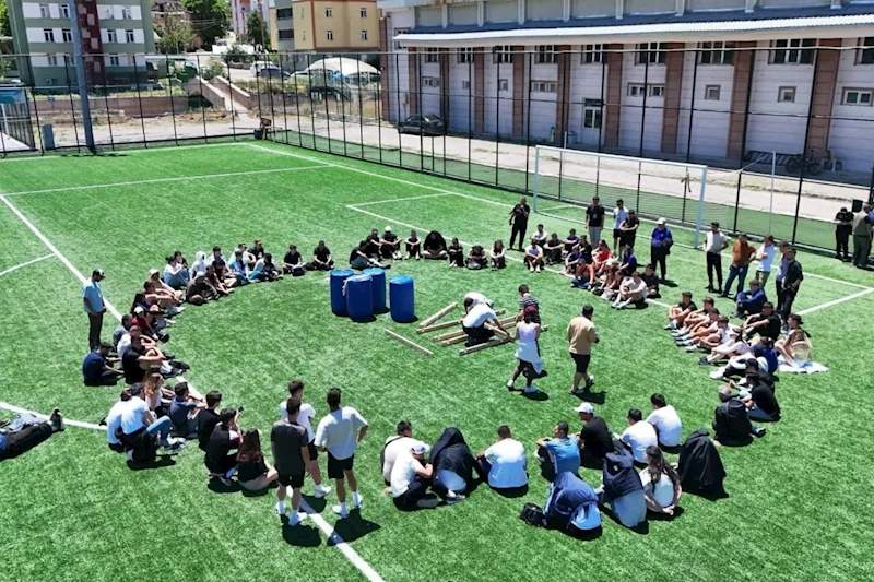 Şampiyon takımdan ziyaret
