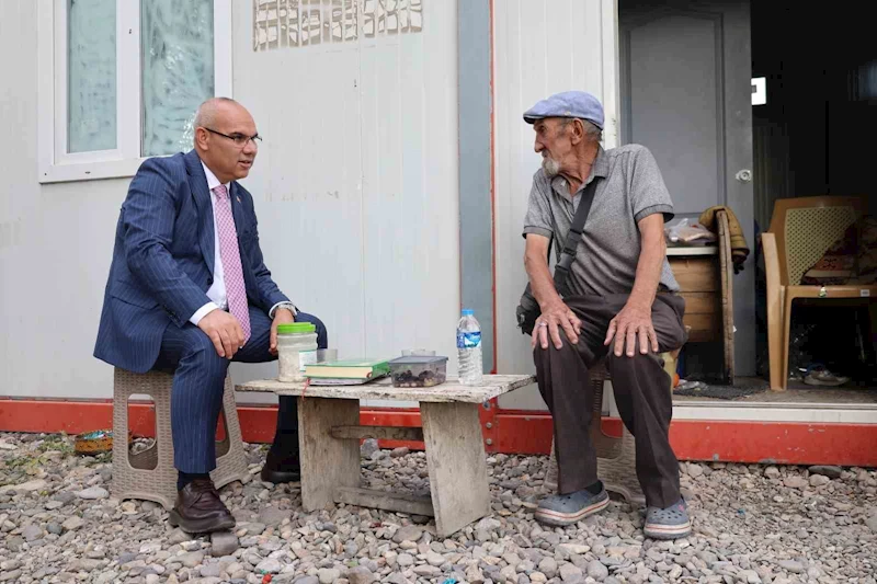 Sevdiğini 60 yıldır bekleyen 