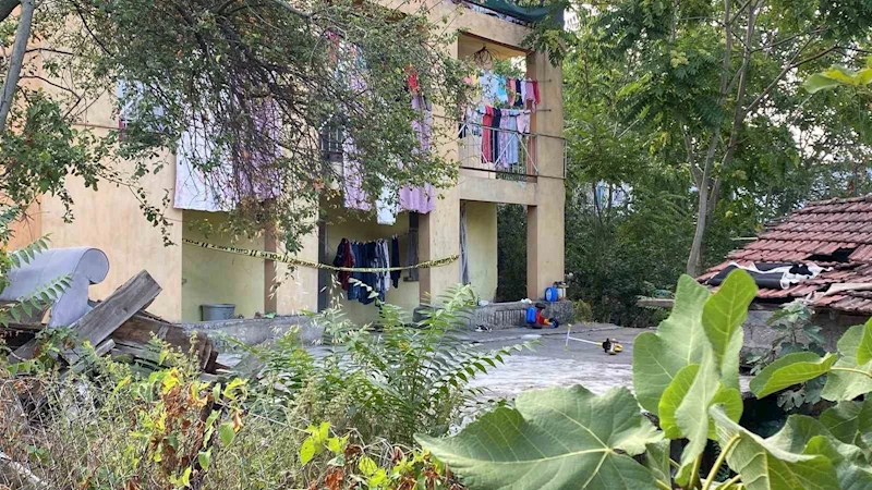 Genç adam, karısı tarafından tüfekle vurularak öldürüldü
