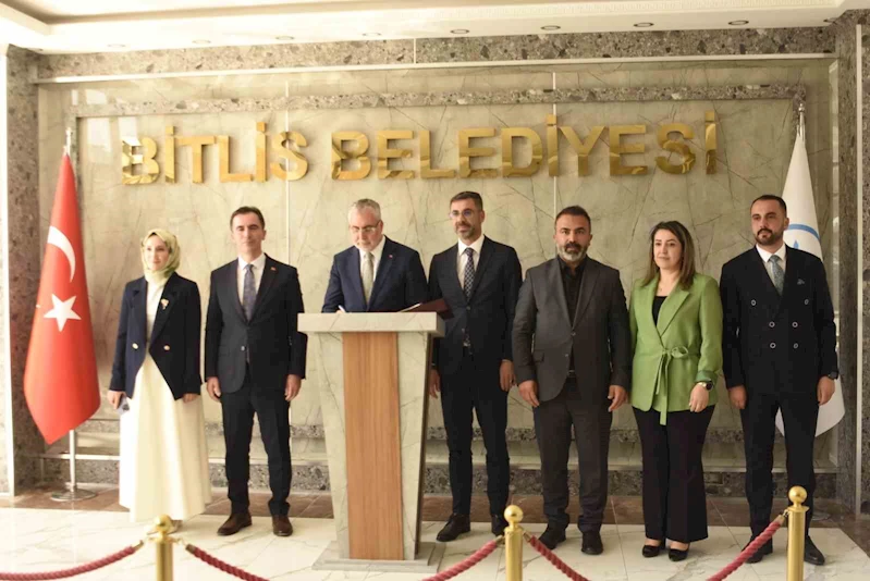 Çalışma ve Sosyal Güvenlik Bakanı Işıkhan Bitlis’te
