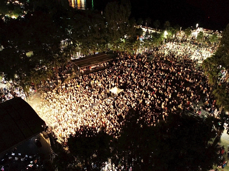 33. Uluslararası Akçaabat Müzik ve Halk Oyunları Festivali coşkuyla sona erdi
