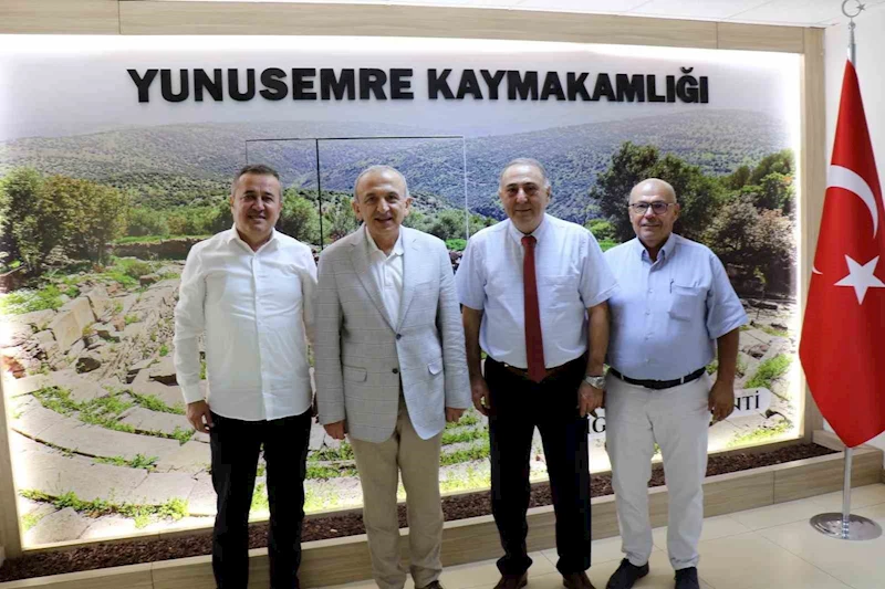 Başkan Yılmaz, Kaymakam Cantürk’le buluştu
