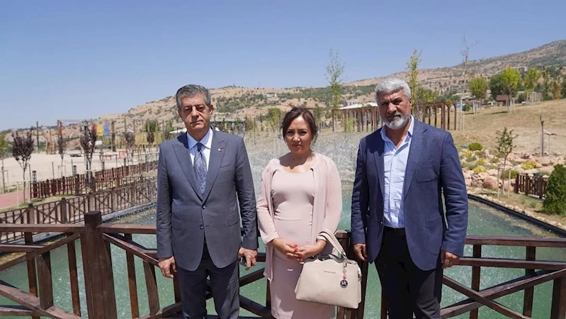 DEM Parti’den ihraç edilen Kayır, Başkan Yarka’yı ziyaret etti
