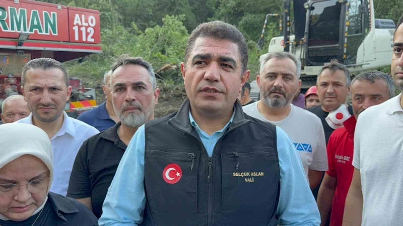 Düzce Valisi Selçuk Aslan: 