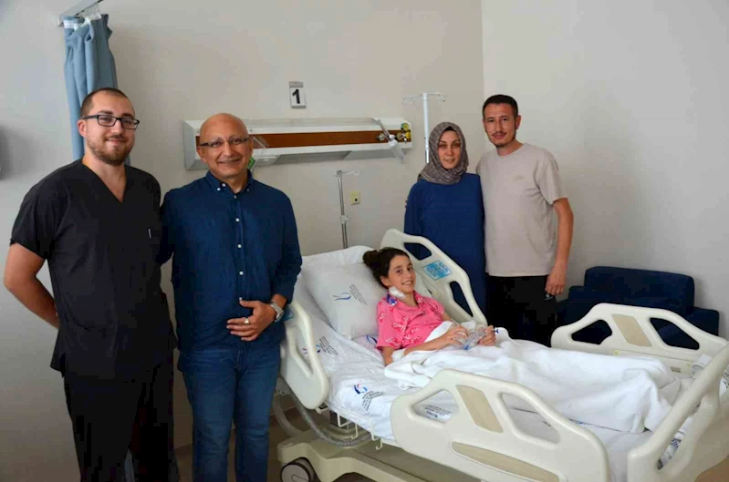 10 yaşındaki Merve’nin kalbindeki iki delik kapatıldı
