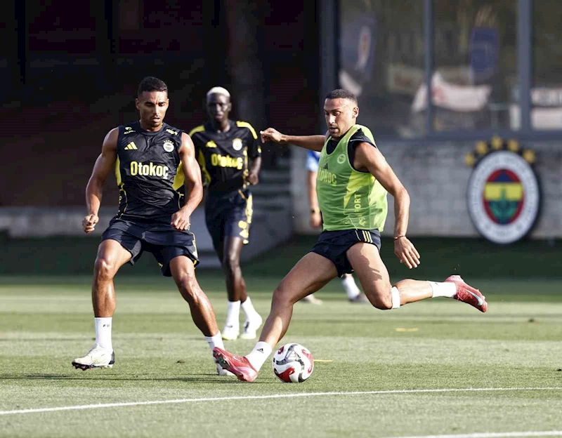 Fenerbahçe, hazırlıklarına Samandıra’da devam etti
