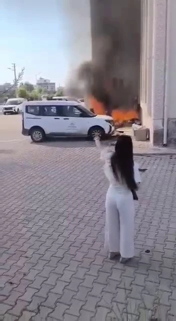 Kurum bahçesinde çıkan yangın paniğe neden oldu
