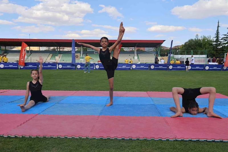 Yaz Spor Okulları Coşkuyla Başladı
